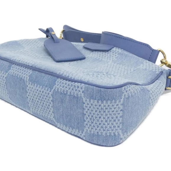 Loius Vuitton Denim Damier Limited Ed. Large Pouch - COA included - Picture 4 of 16